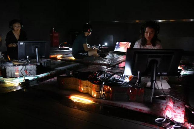 ýwˇg:gm2019 OCT-LOFT⹝